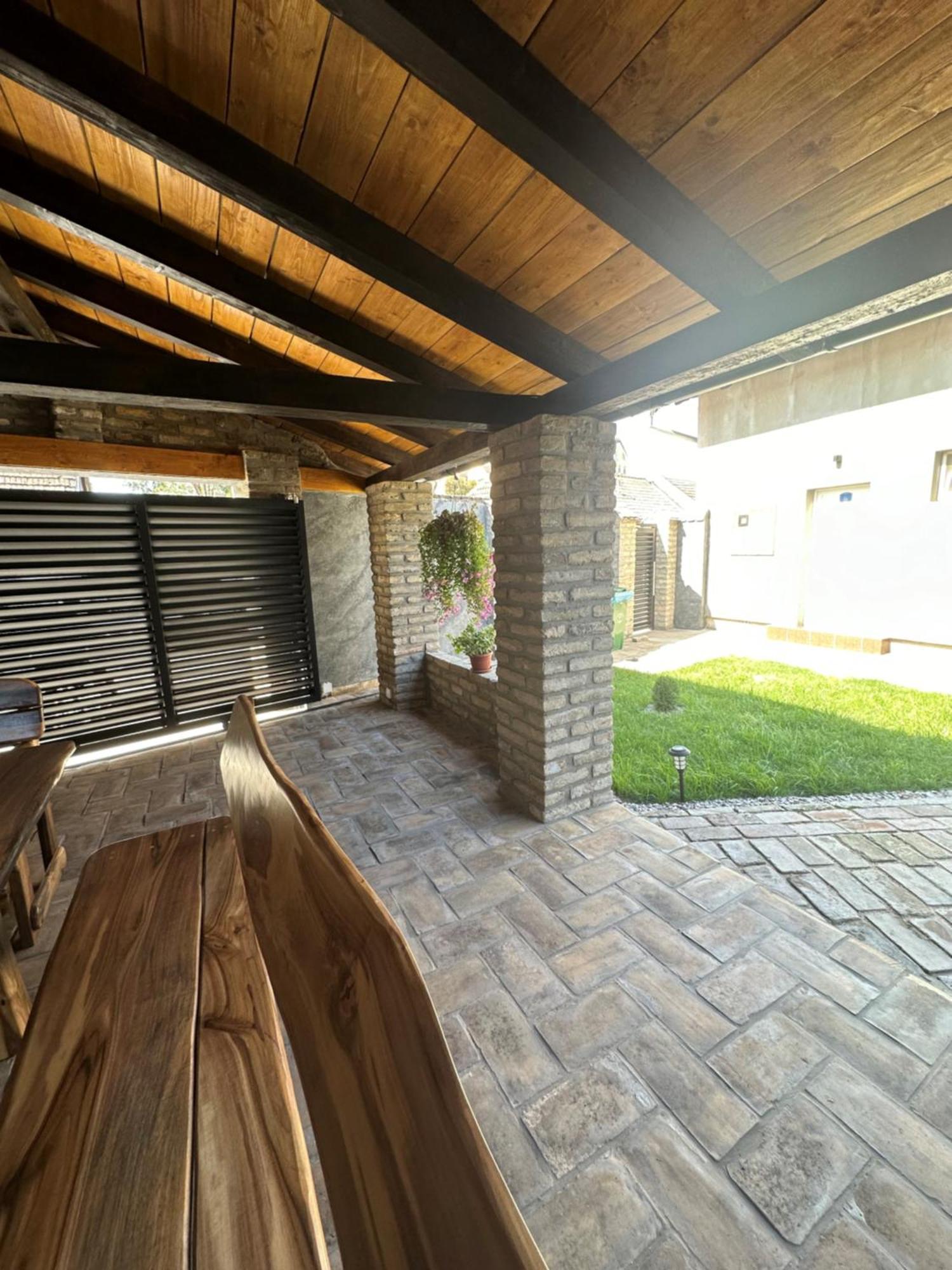 Sobe Tanja Apartment Subotica Bagian luar foto