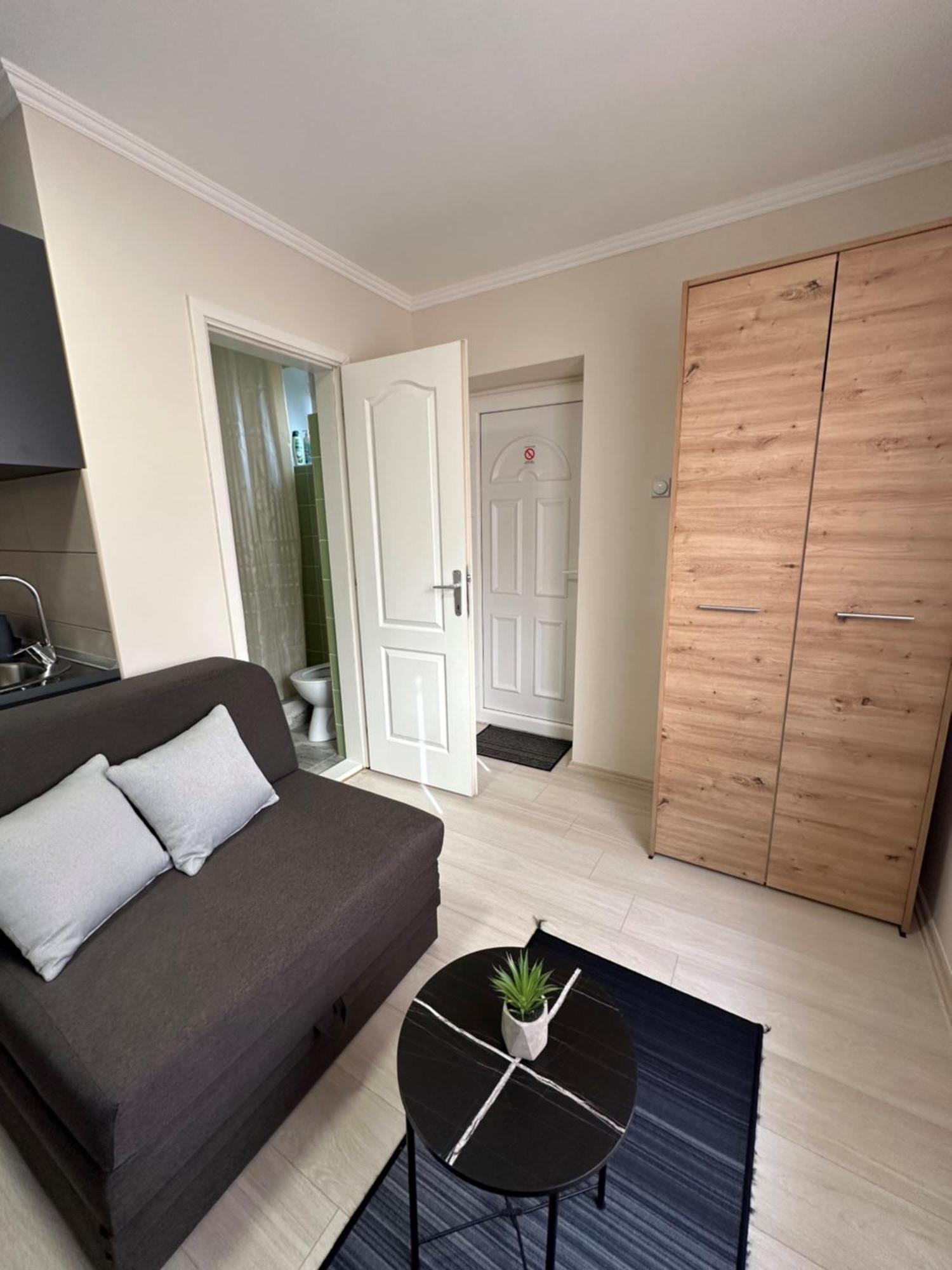 Sobe Tanja Apartment Subotica Bagian luar foto